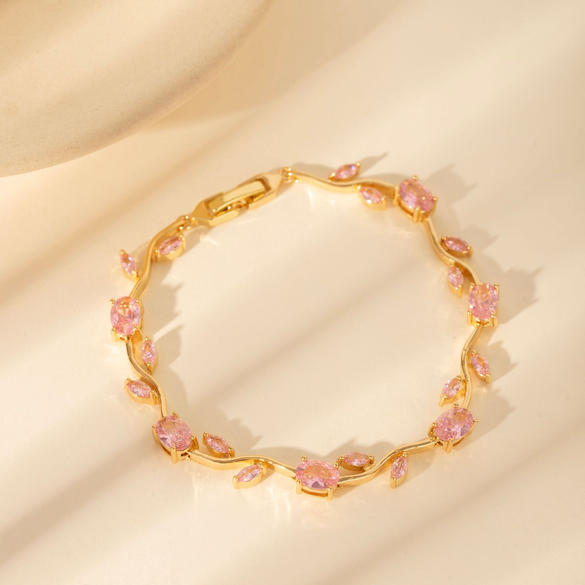 Light Luxury Leaf Crystal Bracelet