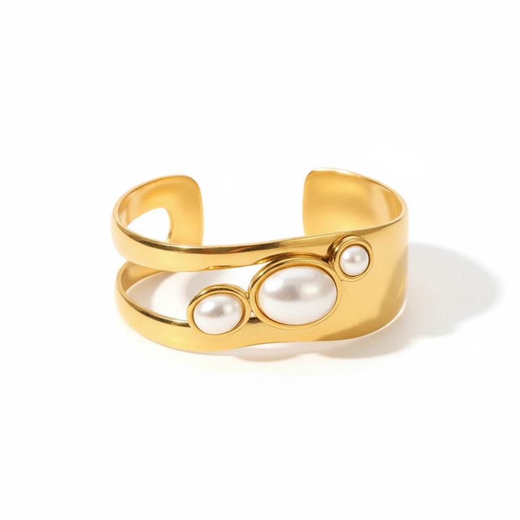 Gold wide-band bracelet